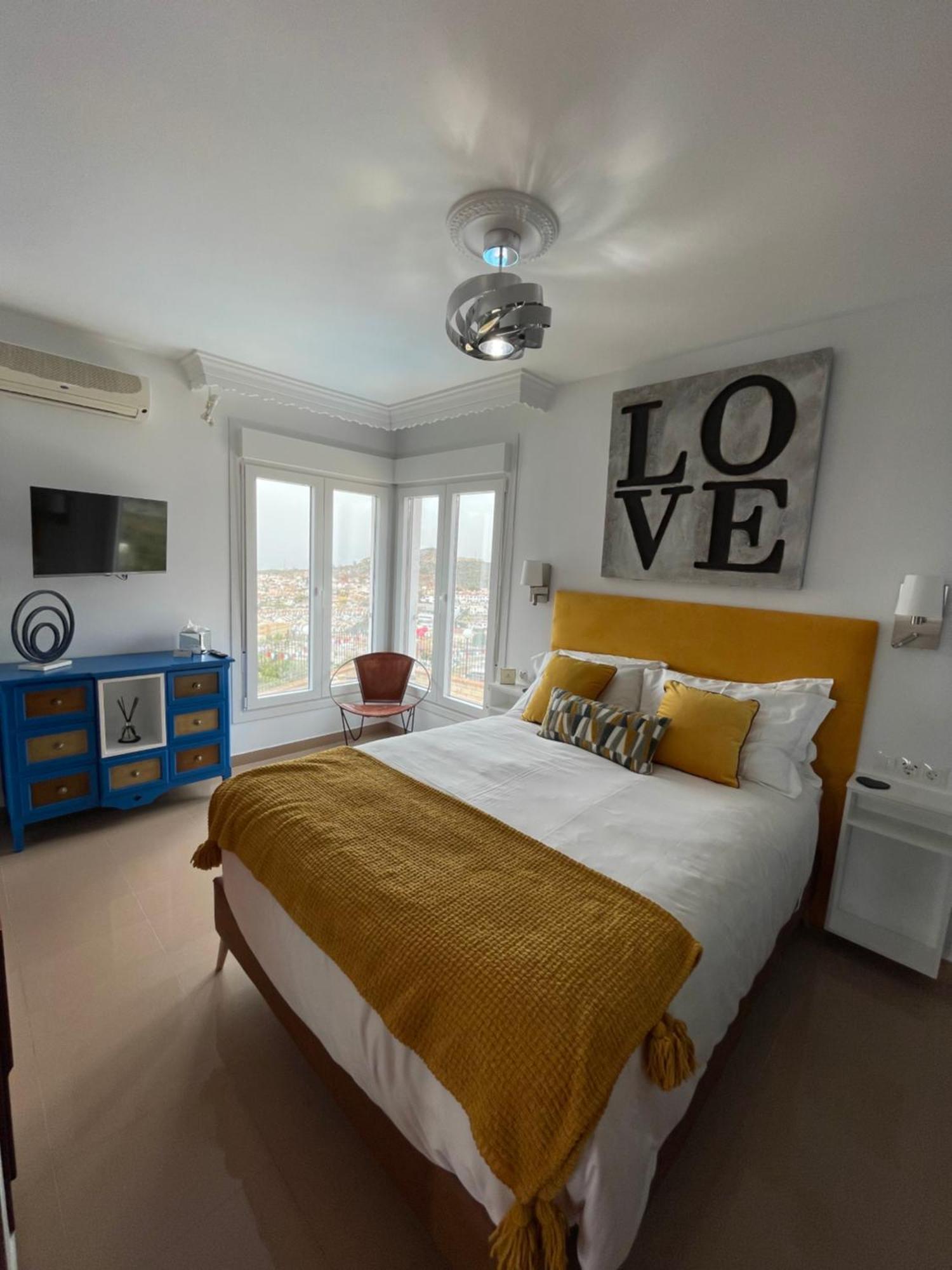 Cariad Boutique Bed & Breakfast La Cala Del Moral Екстер'єр фото